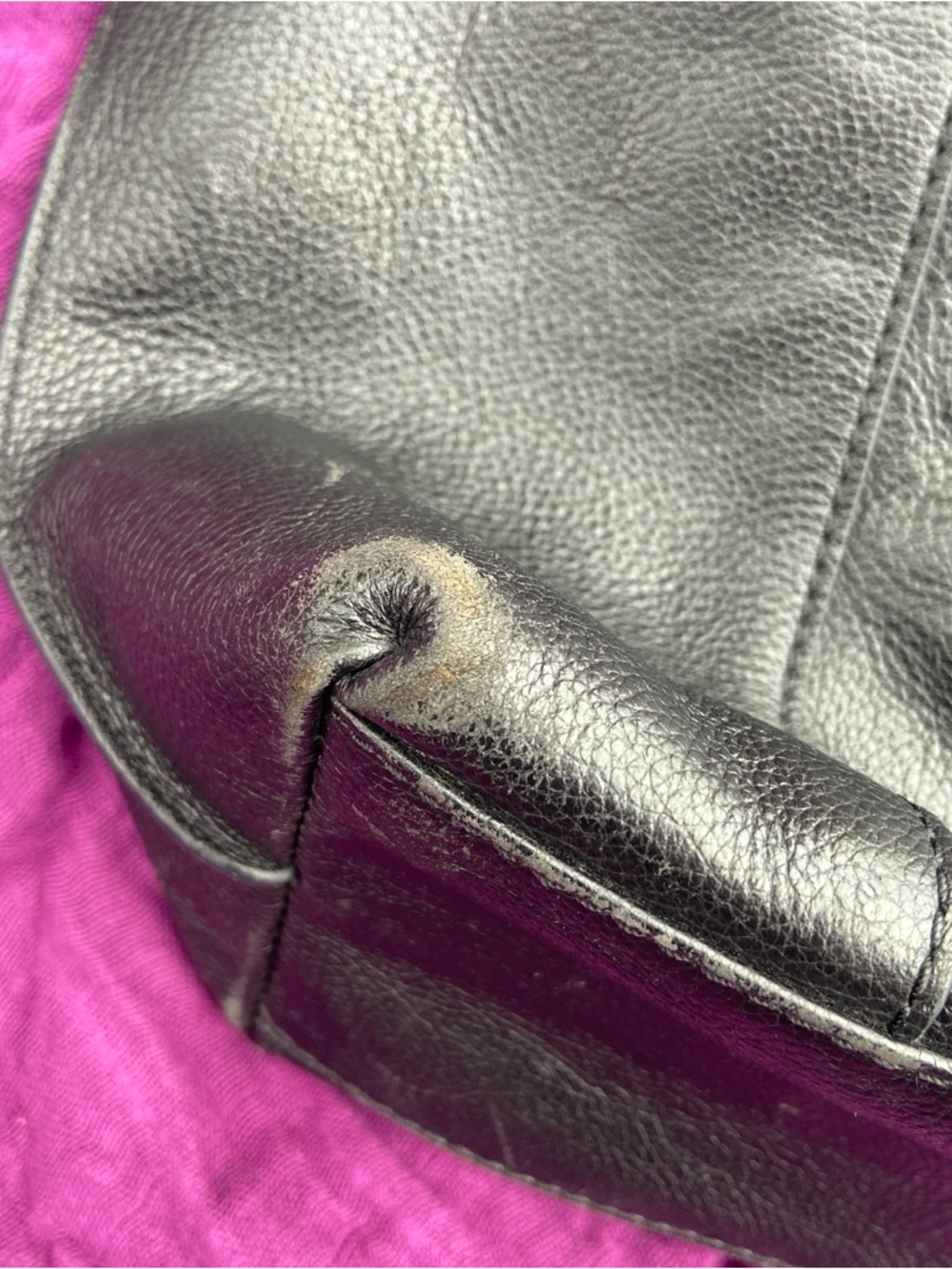 Fossil Sadie Satchel Women’s Black Leather purse with Brown Trim - Picture 9 of 9